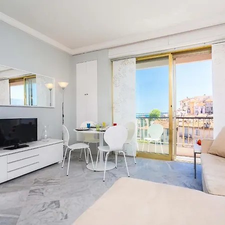 L'esperance Apartment