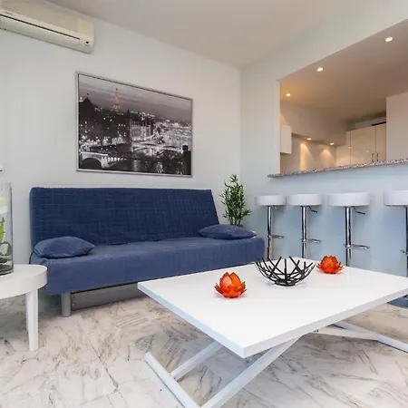 L'esperance Apartment *